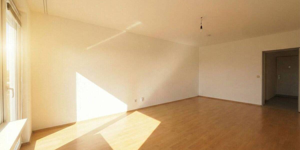 Etagenwohnung Saarbrücken Eschberg - 3 Zimmer, 84 m&sup2;, 159.000&euro; | Angebot:25996978