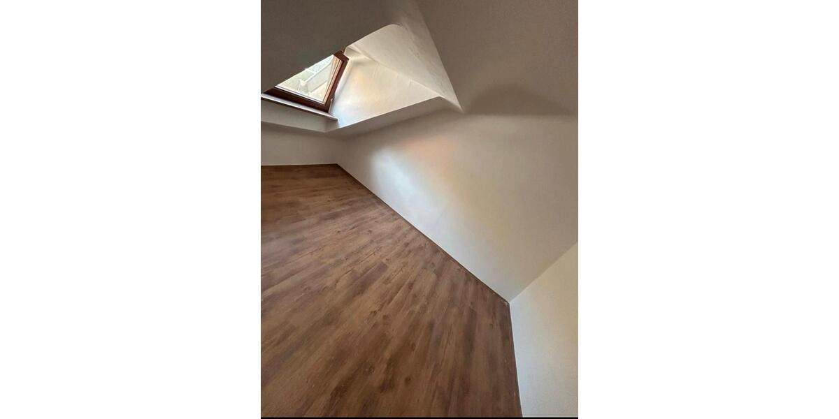 Etagenwohnung Sankt Ingbert - 3 Zimmer, 55 m&sup2;, 300&euro; | Angebot:25977447