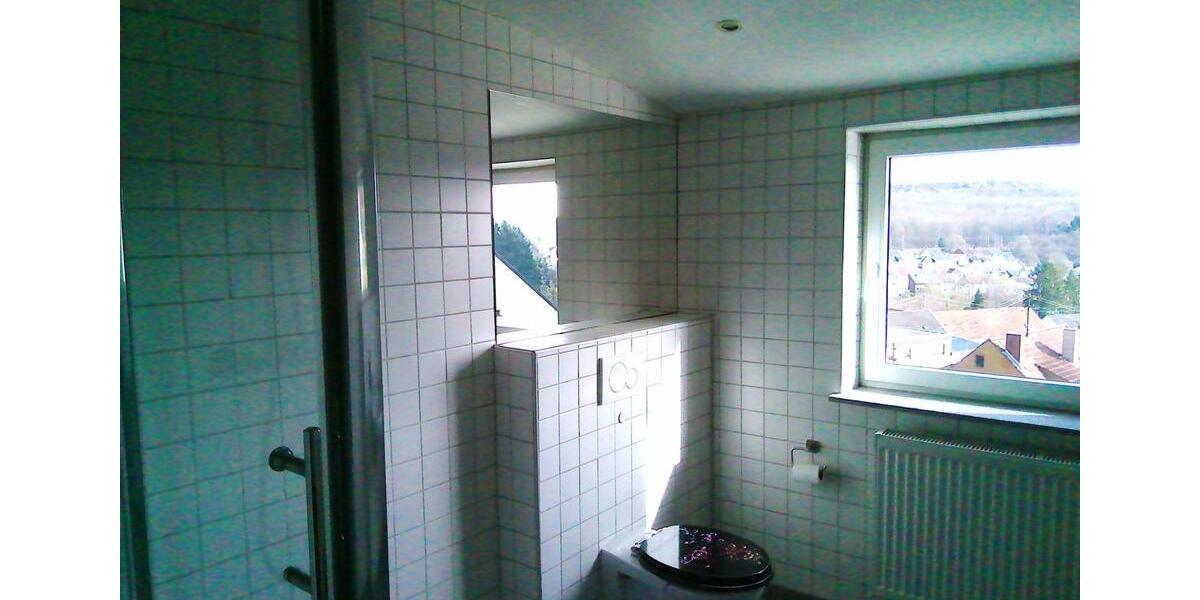 Dachgeschoßwohnung Quierschied - 4 Zimmer, 100 m&sup2;, 620&euro; | Angebot:25639253