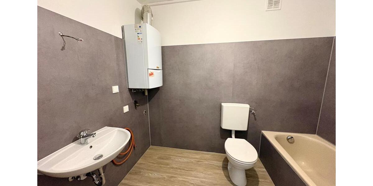 Etagenwohnung Homburg - 3 Zimmer, 73 m&sup2;, 650&euro; | Angebot:24711856