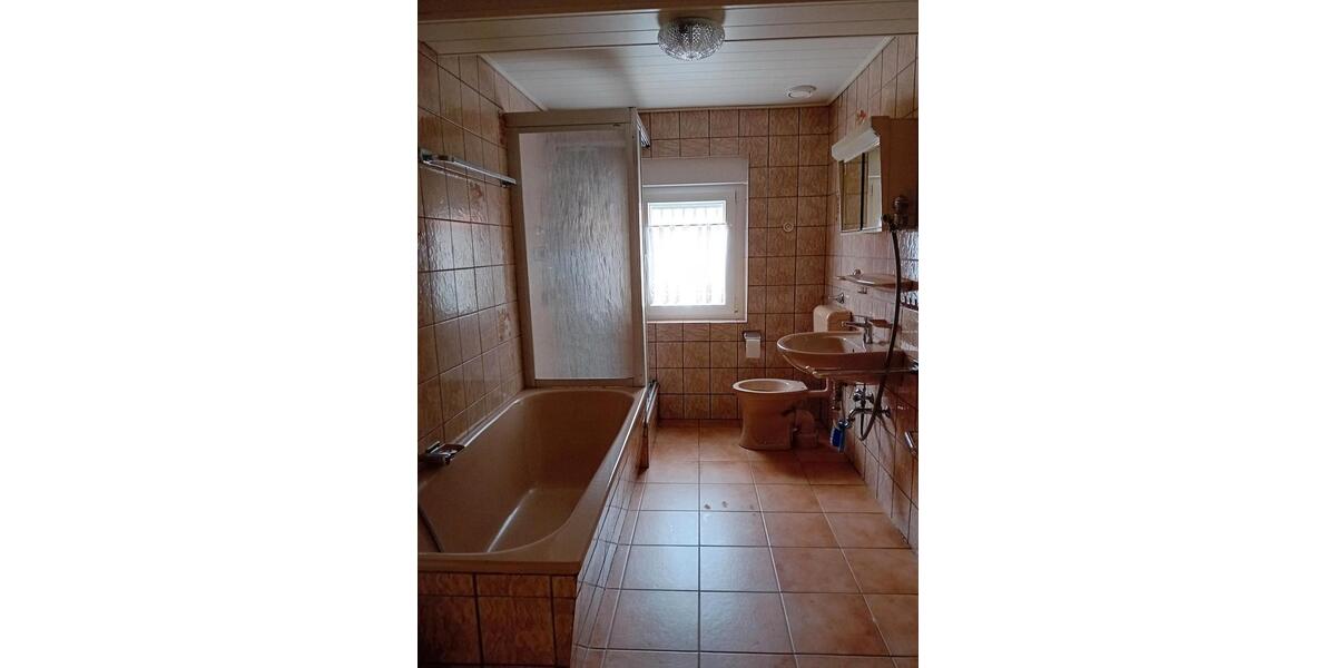 Einfamilienhaus Steinwenden - 1 Zimmer, 99 m&sup2;, 128.500&euro; | Angebot:23188516