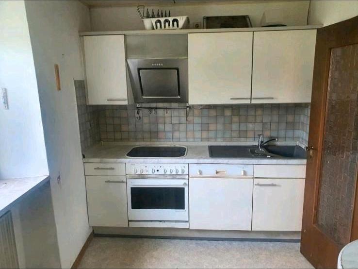 Einfamilienhaus Gries - 10 Zimmer, 200 m&sup2;, 175.000&euro; | Angebot:26221666