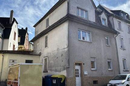 Haus Pirmasens Innenstadt - 5 Zimmer, 168 m&sup2;, 95.000&euro; | Angebot:25775785