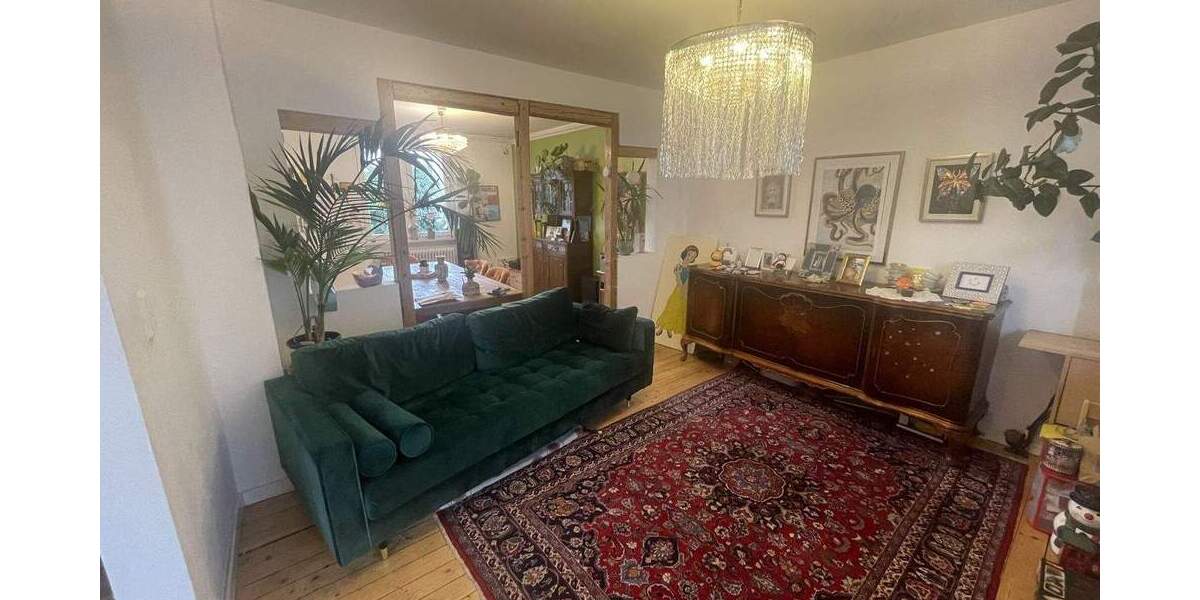 Einfamilienhaus Saarbrücken / Dudweiler Dudweiler - 8 Zimmer, 160 m&sup2;, 249.000&euro; | Angebot:25772718