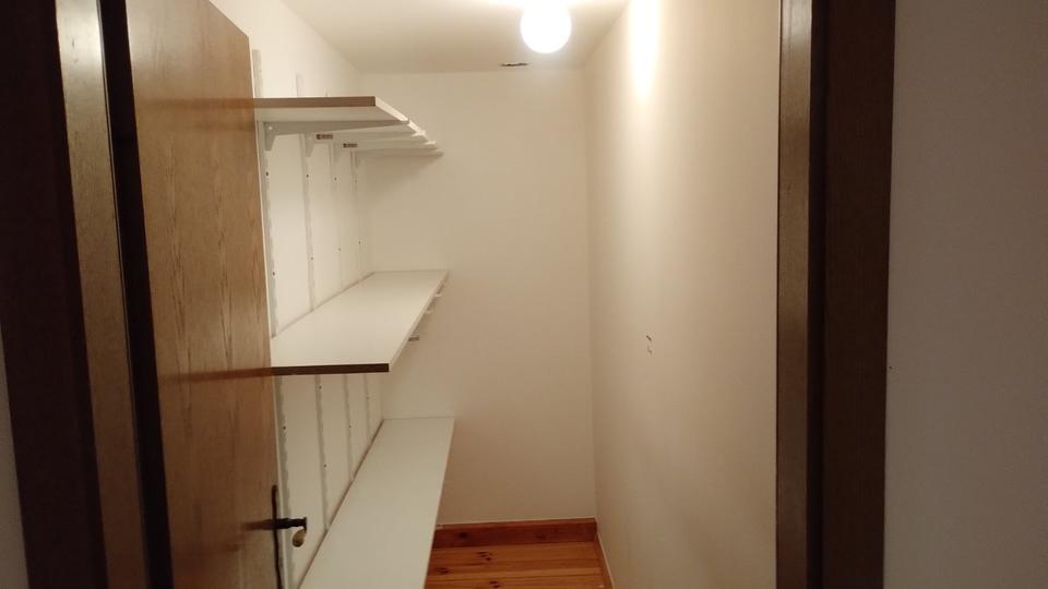 Dachgeschoßwohnung Neunkirchen - 3 Zimmer, 90 m&sup2;, 550&euro; | Angebot:25641144