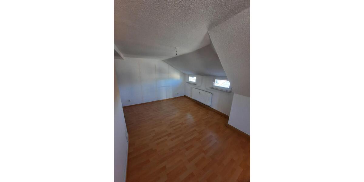 Dachgeschoßwohnung Ruppertsweiler - 3 Zimmer, 62 m&sup2;, 450&euro; | Angebot:24713017