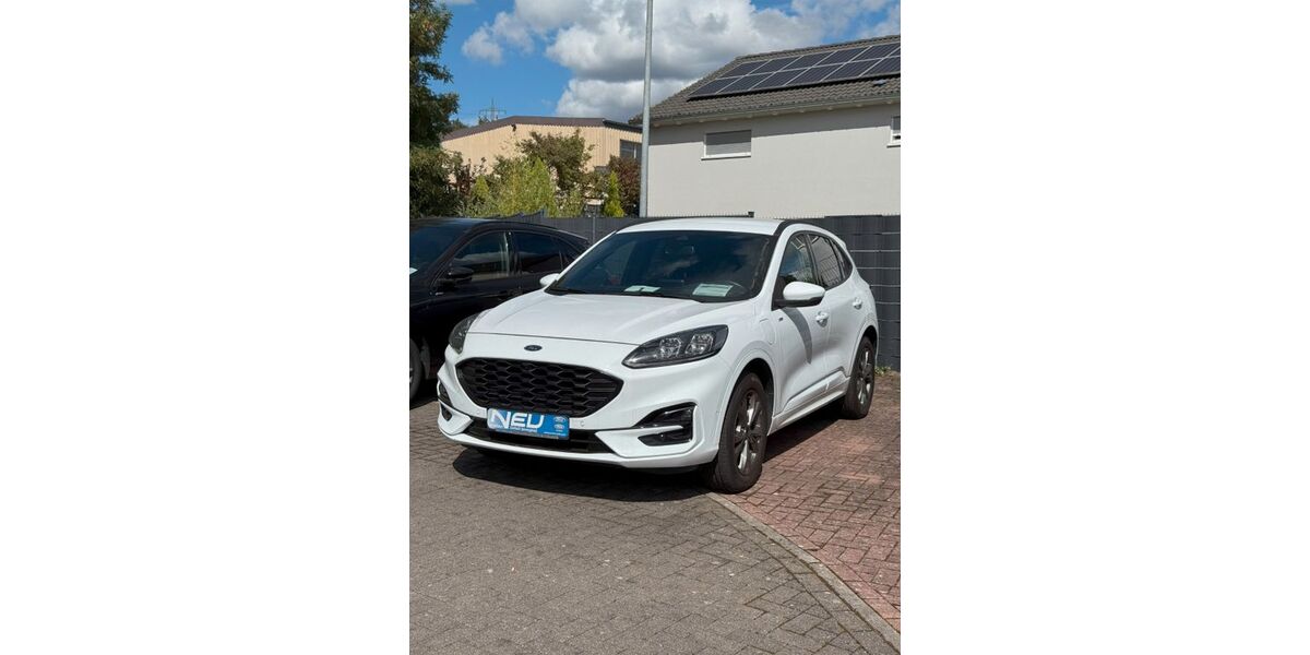 Ford Kuga 93.000 km 21.990 &euro; Homburg 66424