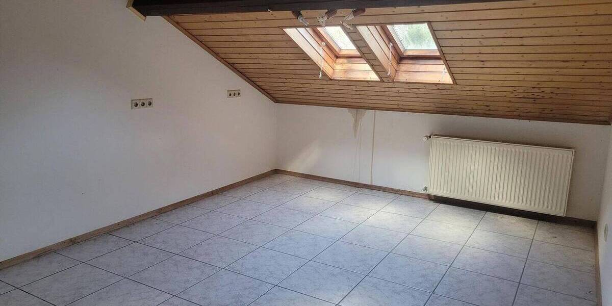 Mehrfamilienhaus, Wohnhaus Landstuhl - 8 Zimmer, 252 m&sup2;, 599.000&euro; | Angebot:26207457