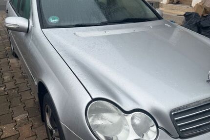Mercedes-Benz C 200 227.000 km 1.699 &euro; Bruchmuhlbach-Miesau 66892