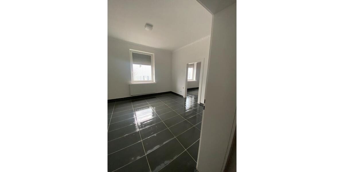 Reihenhaus Zweibrücken - 3 Zimmer, 115 m&sup2;, 1.300&euro; | Angebot:24791425