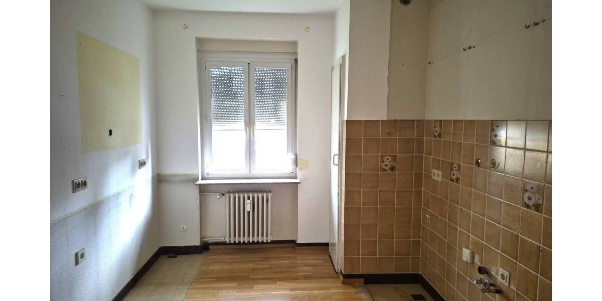 Etagenwohnung Saarbrücken / Sankt Johann St Johann - 3 Zimmer, 91 m&sup2;, 170.000&euro; | Angebot:26117978