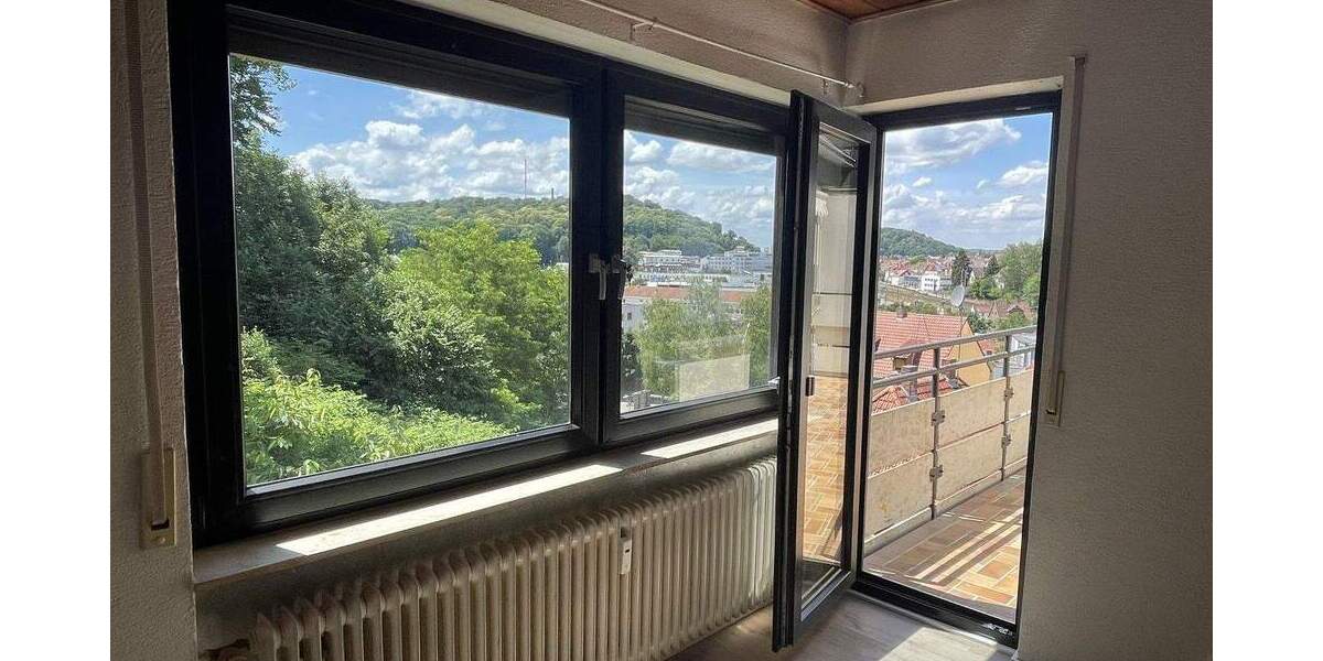 Etagenwohnung Saarbrücken Schafbrücke - 4 Zimmer, 95 m&sup2;, 229.000&euro; | Angebot:25905876