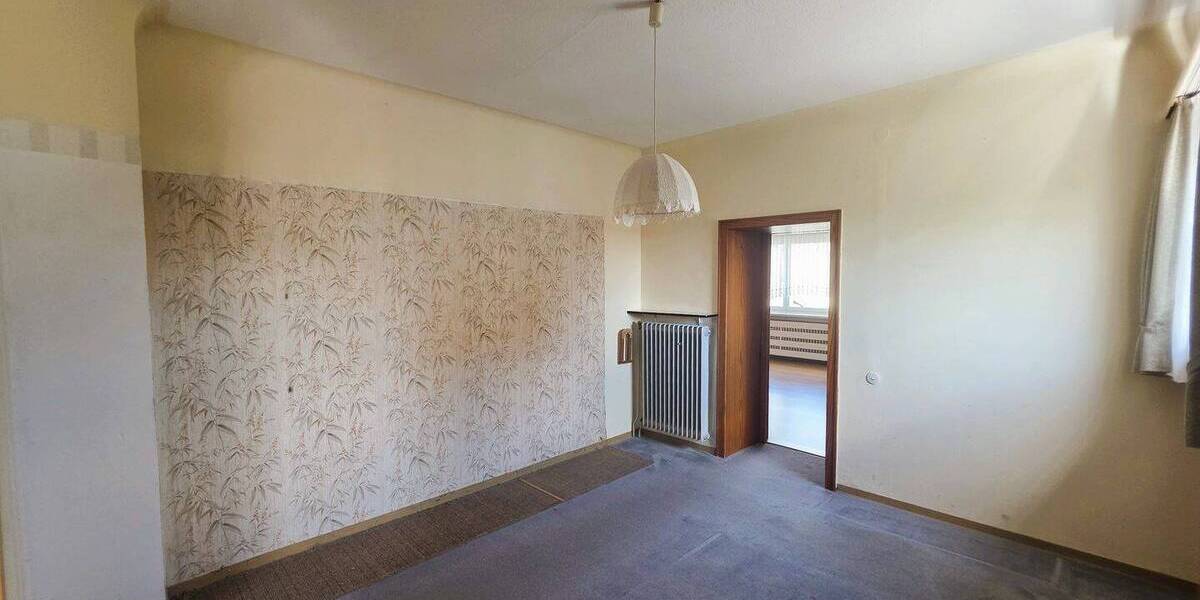 Mehrfamilienhaus, Wohnhaus Quierschied - 7 Zimmer, 170 m&sup2;, 225.000&euro; | Angebot:26804399
