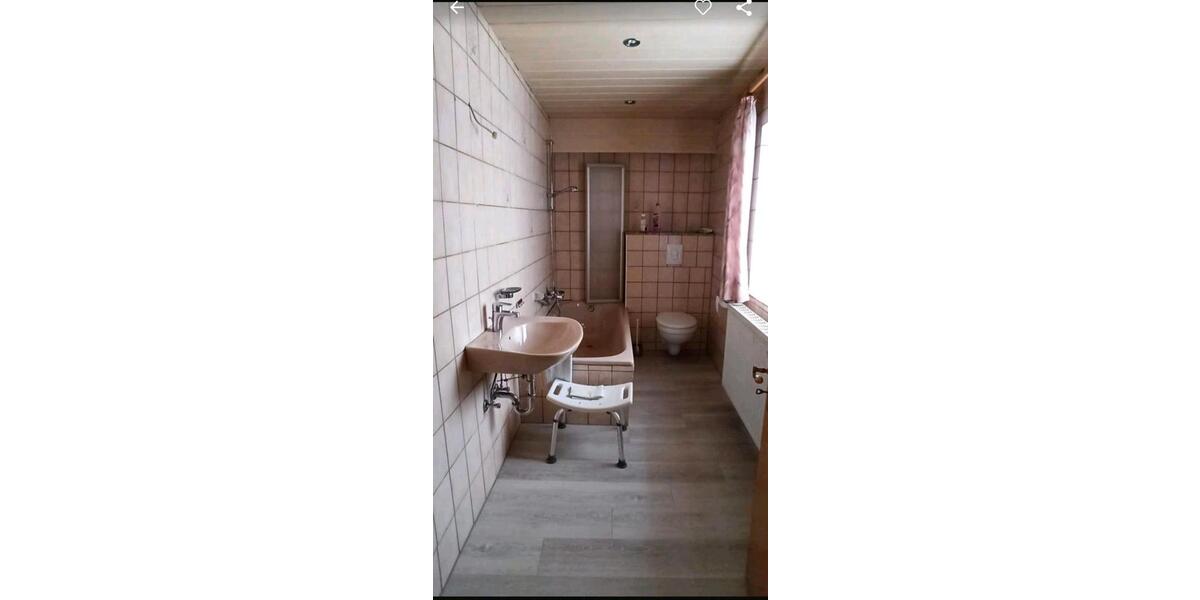 Mehrfamilienhaus, Wohnhaus Schiffweiler - 9 Zimmer, 300 m&sup2;, 233.000&euro; | Angebot:25988430