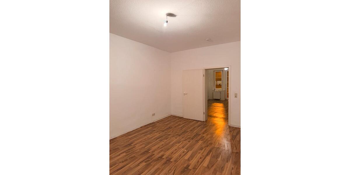 Etagenwohnung Heusweiler - 4 Zimmer, 100 m&sup2;, 1.000&euro; | Angebot:26432673