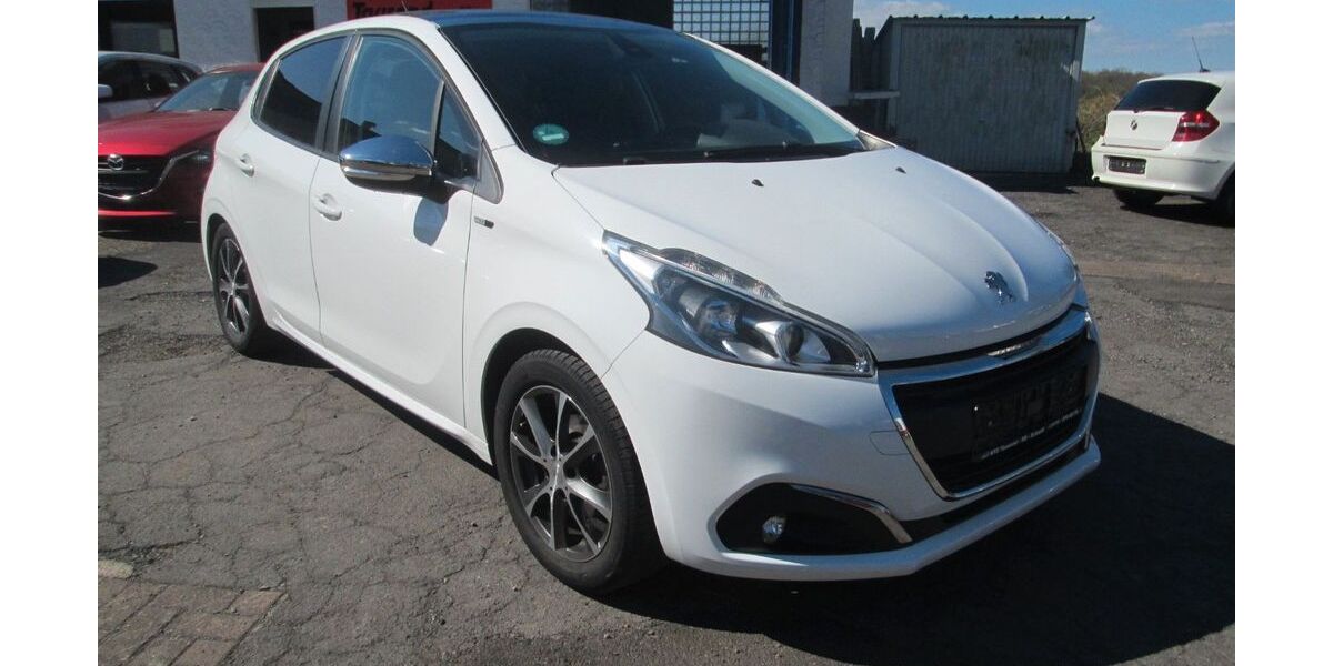 Peugeot 208 68.700 km 7.490 &euro; Spiesen-Elversberg 66583