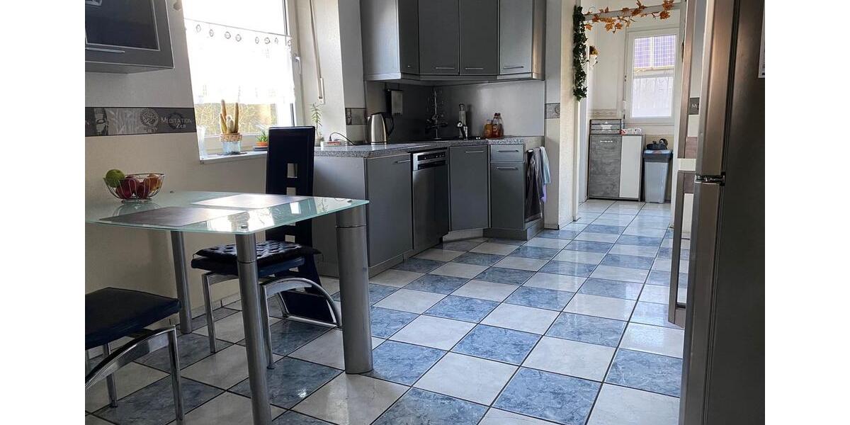 Mehrfamilienhaus, Wohnhaus Kirkel - 9 Zimmer, 189 m&sup2;, 319.000&euro; | Angebot:25811798