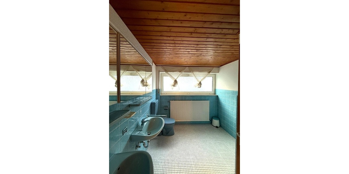 - REDUZIERT- Liebhaber aufgepasst: Modernisierter Wohlfühl-Bungalow mit Sauna in Weilerbachs Toplage - Einfamilienhaus Weilerbach | Angebot:24408681