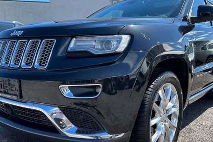 Jeep Grand Cherokee 219.812 km 12.590 &euro; Saarbrücken 66117