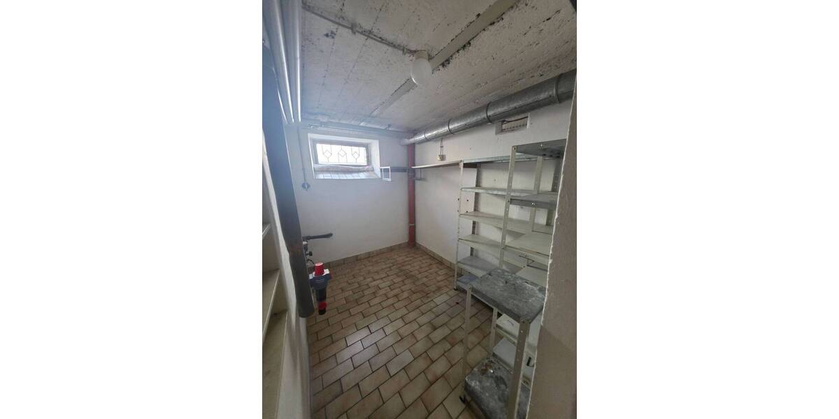 Mehrfamilienhaus, Wohnhaus Quierschied - 7 Zimmer, 170 m&sup2;, 225.000&euro; | Angebot:26804399