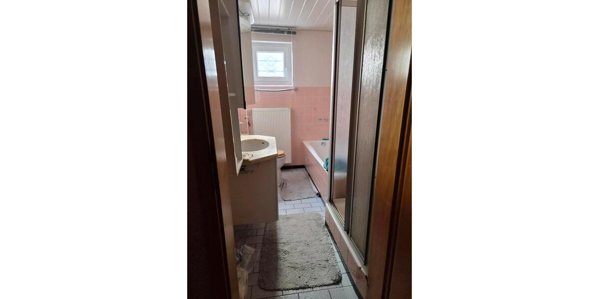 Einfamilienhaus Saarbrücken Malstatt - 7 Zimmer, 160 m&sup2;, 285.000&euro; | Angebot:26806874