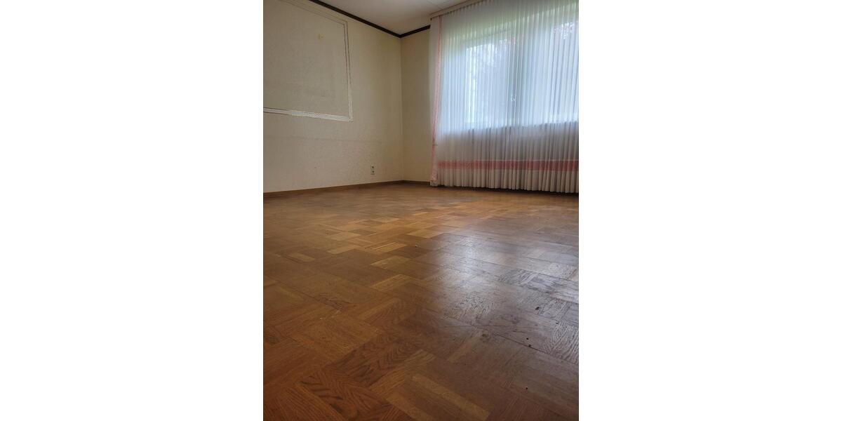 Bungalow Kirkel - 5.5 Zimmer, 146 m&sup2;, 279.000&euro; | Angebot:26067087