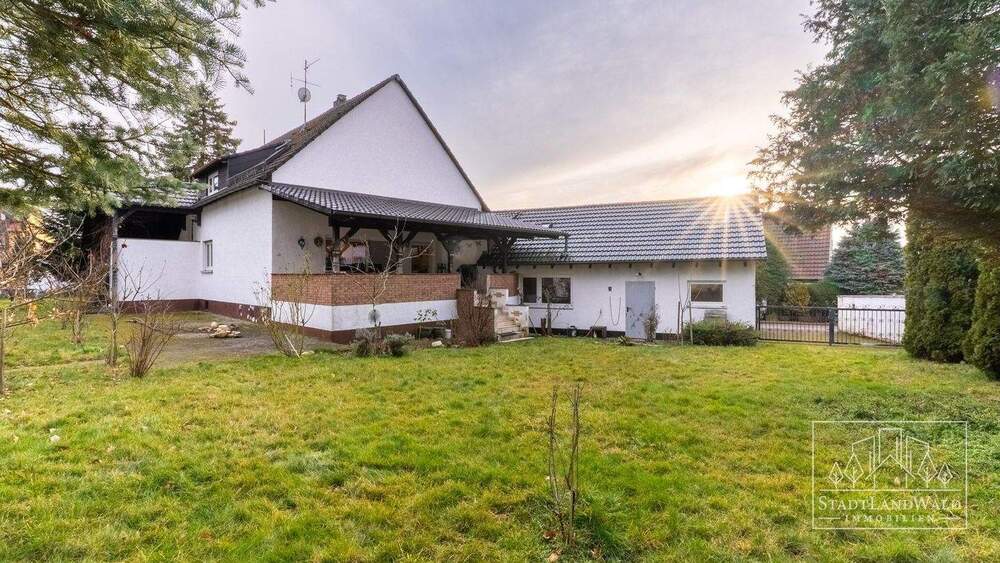 Einfamilienhaus Schweix - 9 Zimmer, 222 m&sup2;, 269.750&euro; | Angebot:25798626