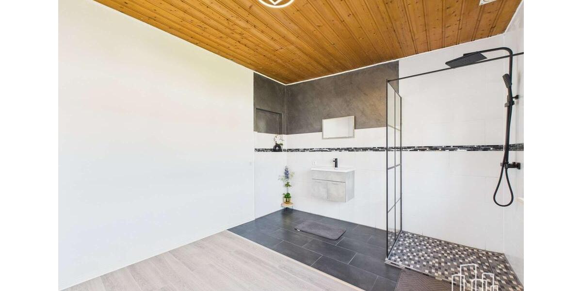 Etagenwohnung Bechhofen - 3 Zimmer, 120 m&sup2;, 1.200&euro; | Angebot:25207504