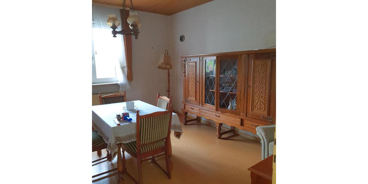 Einfamilienhaus Waldfischbach-Burgalben Burgalben - 9 Zimmer, 160 m&sup2;, 195.000&euro; | Angebot:24773235