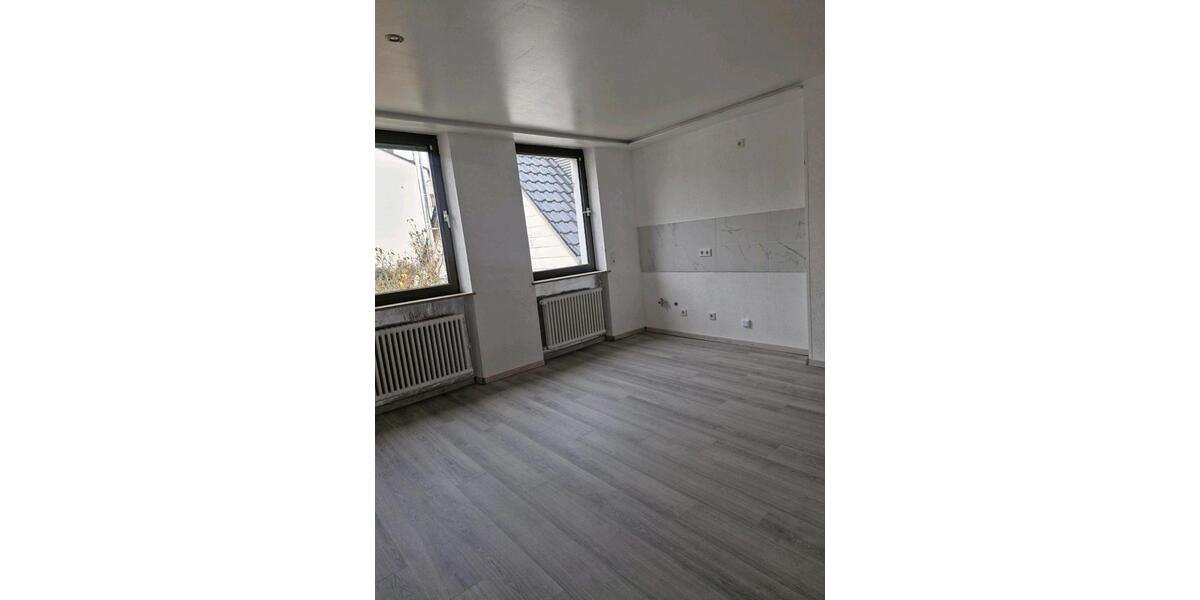 Etagenwohnung Riegelsberg - 3 Zimmer, 85 m&sup2;, 750&euro; | Angebot:25893754