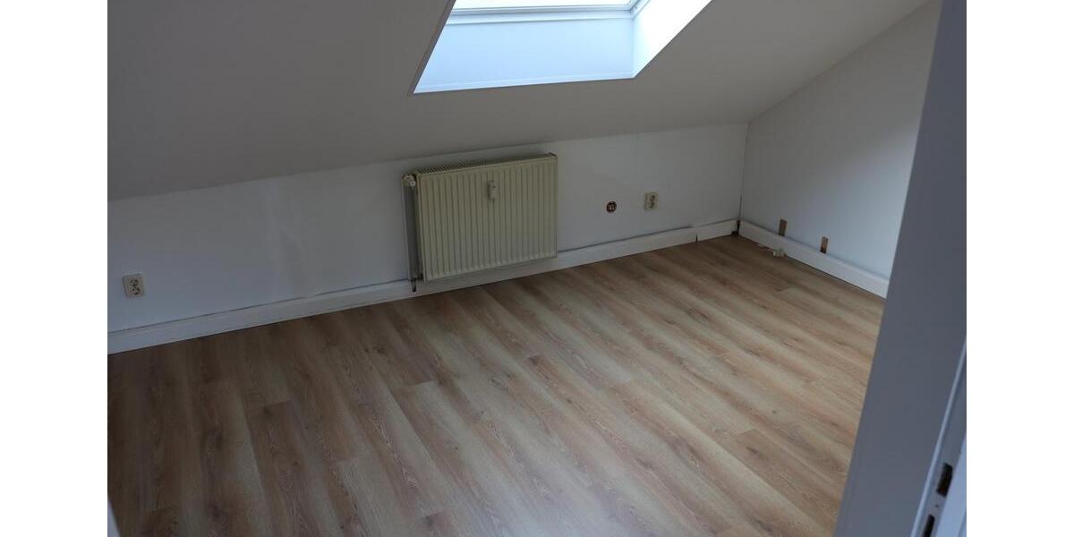 Dachgeschoßwohnung Ruppertsweiler - 2 Zimmer, 45 m&sup2;, 350&euro; | Angebot:24839561