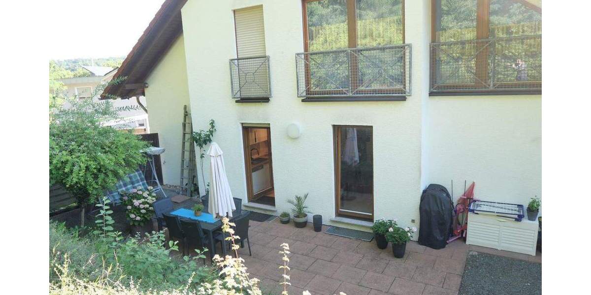 Etagenwohnung Blieskastel Bierbach - 3 Zimmer, 74 m&sup2;, 150.000&euro; | Angebot:25729575