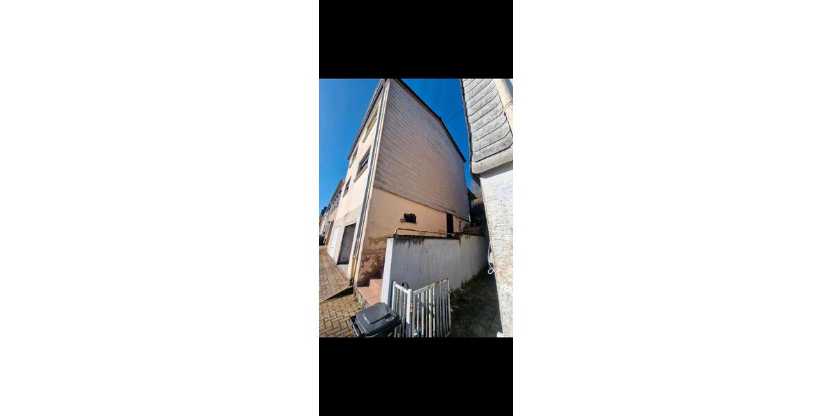 Mehrfamilienhaus, Wohnhaus Spiesen-Elversberg Elversberg - 4 Zimmer, 110 m&sup2;, 150.000&euro; | Angebot:26347913