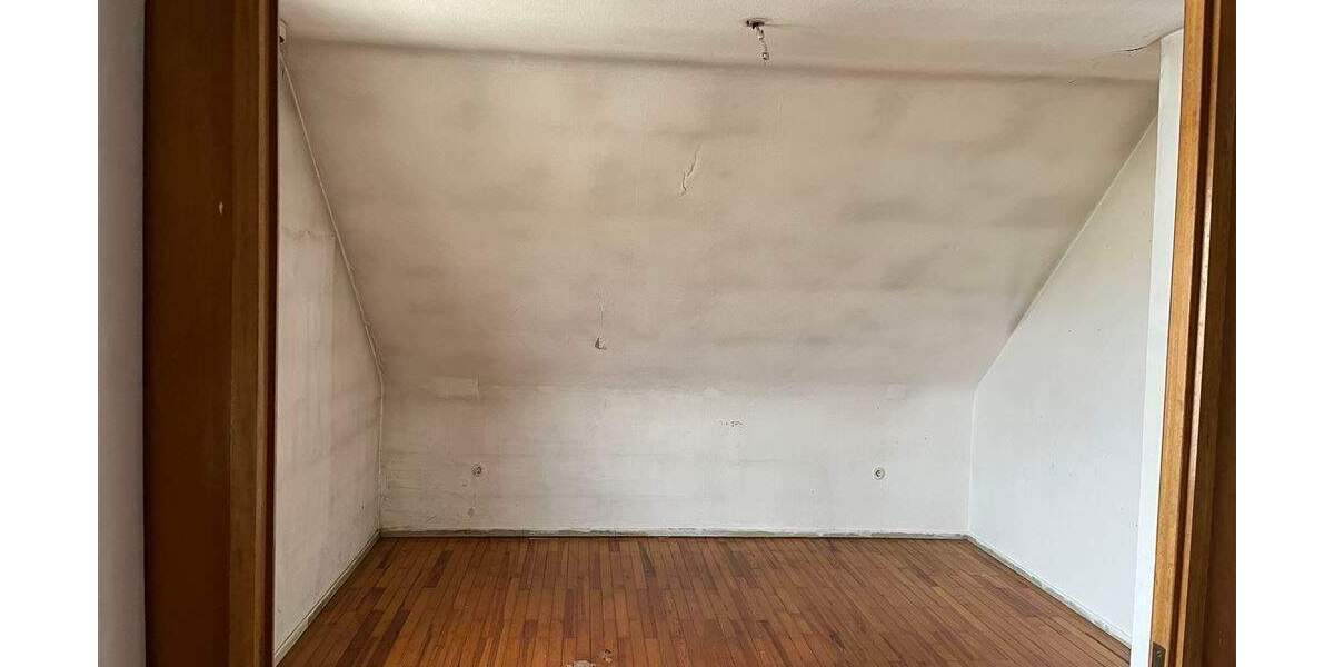 Etagenwohnung Landstuhl - 4 Zimmer, 75 m&sup2;, 89.000&euro; | Angebot:25666141