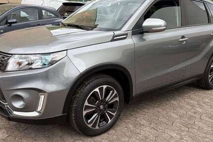 Suzuki Vitara 49.000 km 18.600 &euro; Saarbrücken 66115