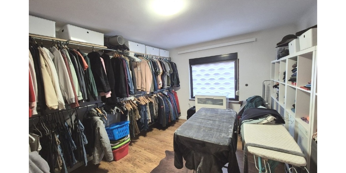 Ihr Hausprojekt in Illingen– Platz für 1–2-Familien mit Garten, Modernisierung bereits gestartet - Einfamilienhaus Illingen Hirzweiler | Angebot:25479862