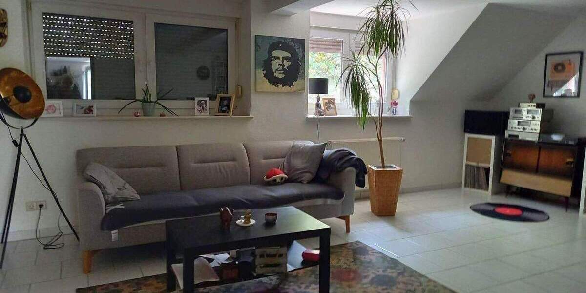 Mehrfamilienhaus, Wohnhaus Sankt Ingbert St. Ingbert - 7 Zimmer, 200 m&sup2;, 329.000&euro; | Angebot:26685146