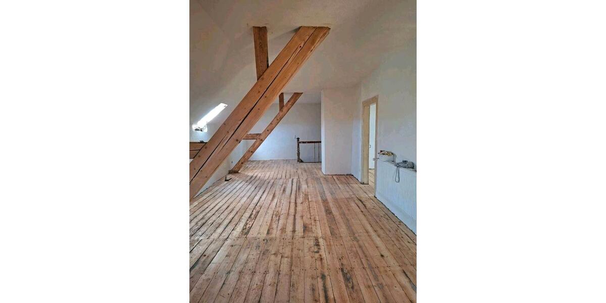 Etagenwohnung Sankt Wendel - 8 Zimmer, 180 m&sup2;, 750&euro; | Angebot:26441453