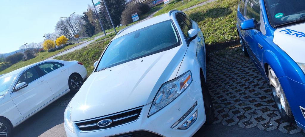 Ford Mondeo 173.171 km 3.200 &euro; Neunkirchen 66539