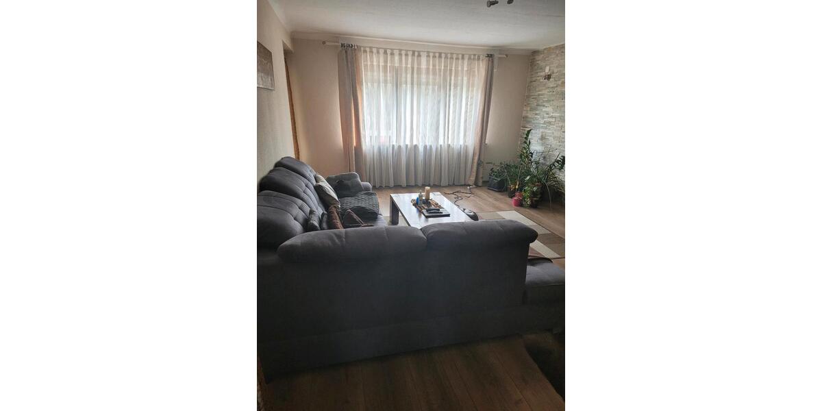 Etagenwohnung Neunkirchen - 4 Zimmer, 100 m&sup2;, 140.000&euro; | Angebot:26226293