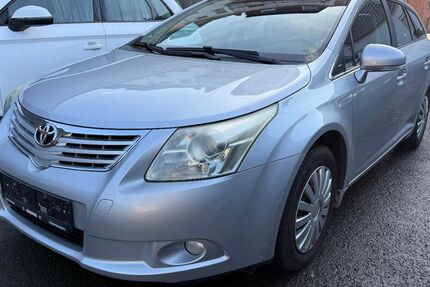 Toyota Avensis 199.000 km 7.200 &euro; Saarbrücken - Burbach 66115