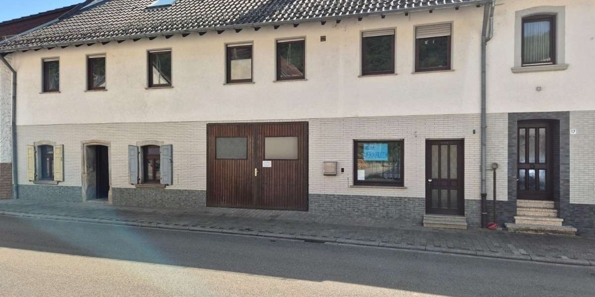 Vielseitiges Zweifamilienhaus mit Gewerbemöglichkeit, zahlreichen Stellplätzen u. idyllischem Garten - Mehrfamilienhaus, Wohnhaus Friedelhausen Friedelhausen | Angebot:27159287