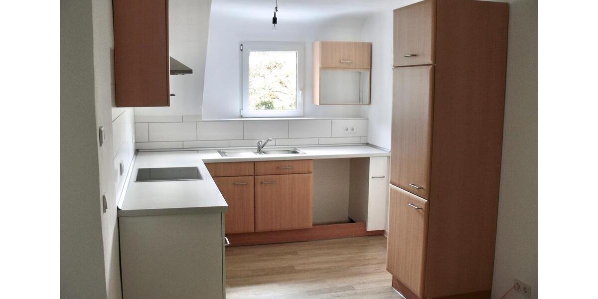 Etagenwohnung Sankt Wendel - 2 Zimmer, 84 m&sup2;, 650&euro; | Angebot:26021102