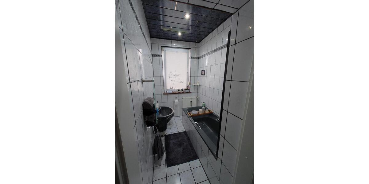 Einfamilienhaus Friedrichsthal - 7 Zimmer, 175 m&sup2;, 250.000&euro; | Angebot:25095844