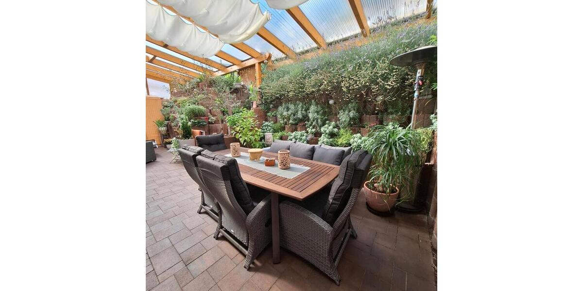 Reihenhaus Quierschied - 9 Zimmer, 190 m&sup2;, 295.000&euro; | Angebot:25870436