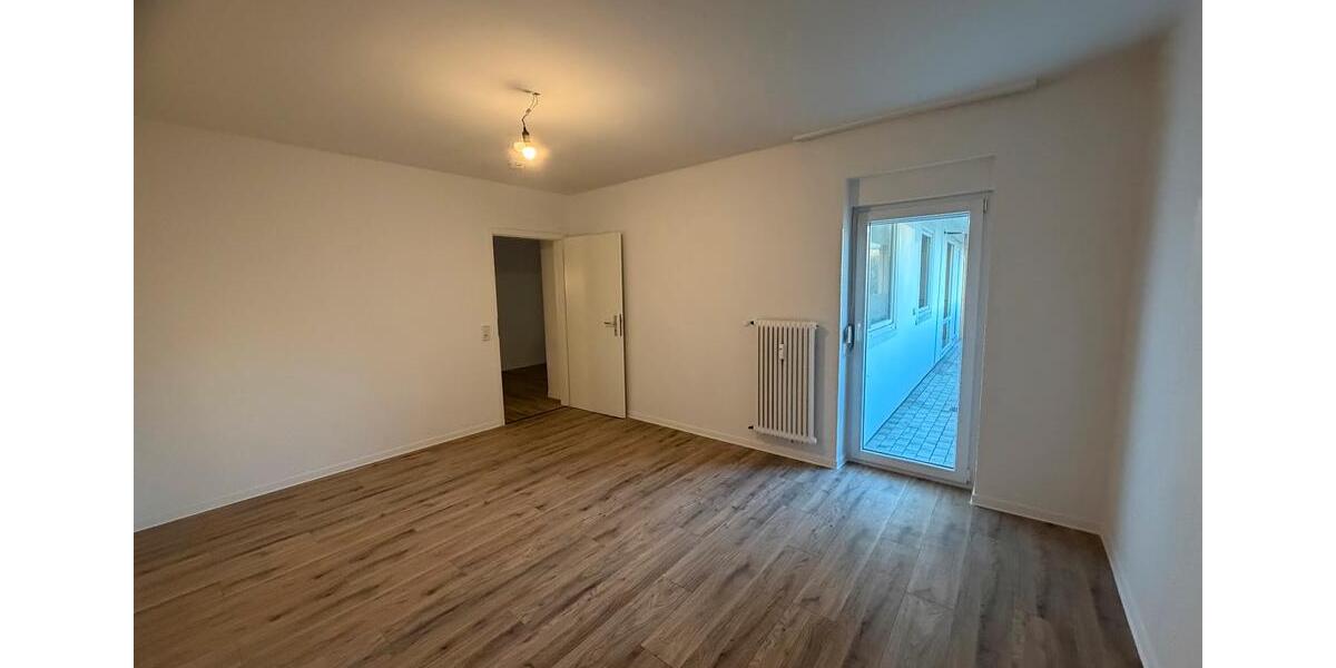 Etagenwohnung Saarbrücken Eschberg - 3 Zimmer, 73 m&sup2;, 693&euro; | Angebot:25355238