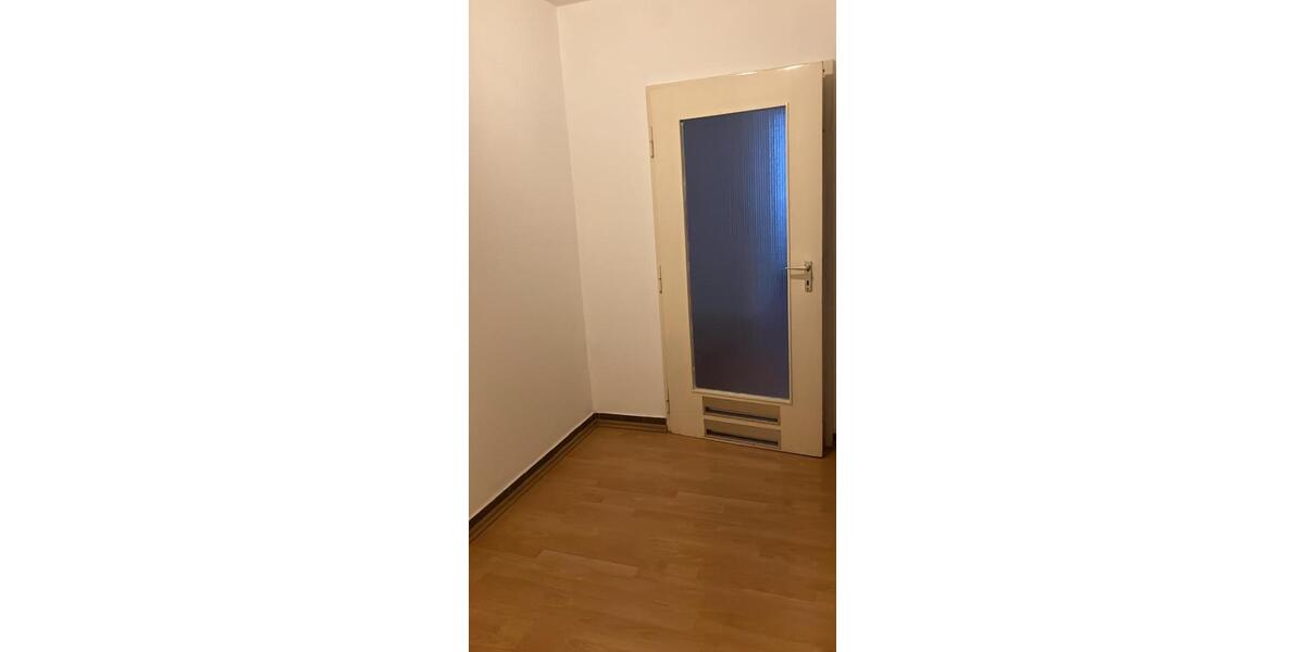 Etagenwohnung Saarbrücken Eschberg - 1 Zimmer, 33 m&sup2;, 79.000&euro; | Angebot:26114397