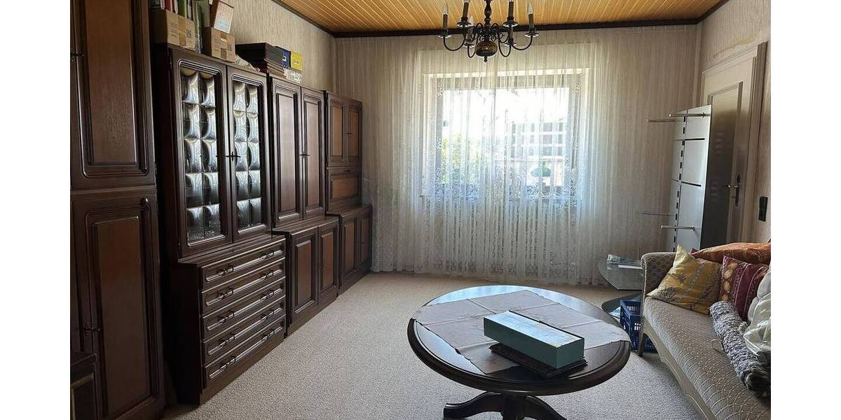 Einfamilienhaus Berschweiler bei Baumholder - 7 Zimmer, 239 m&sup2;, 290.000&euro; | Angebot:25739299