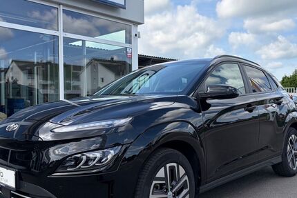 Hyundai KONA Elektro 17.684 km 22.470 &euro; Ramstein-Miesenbach 66877