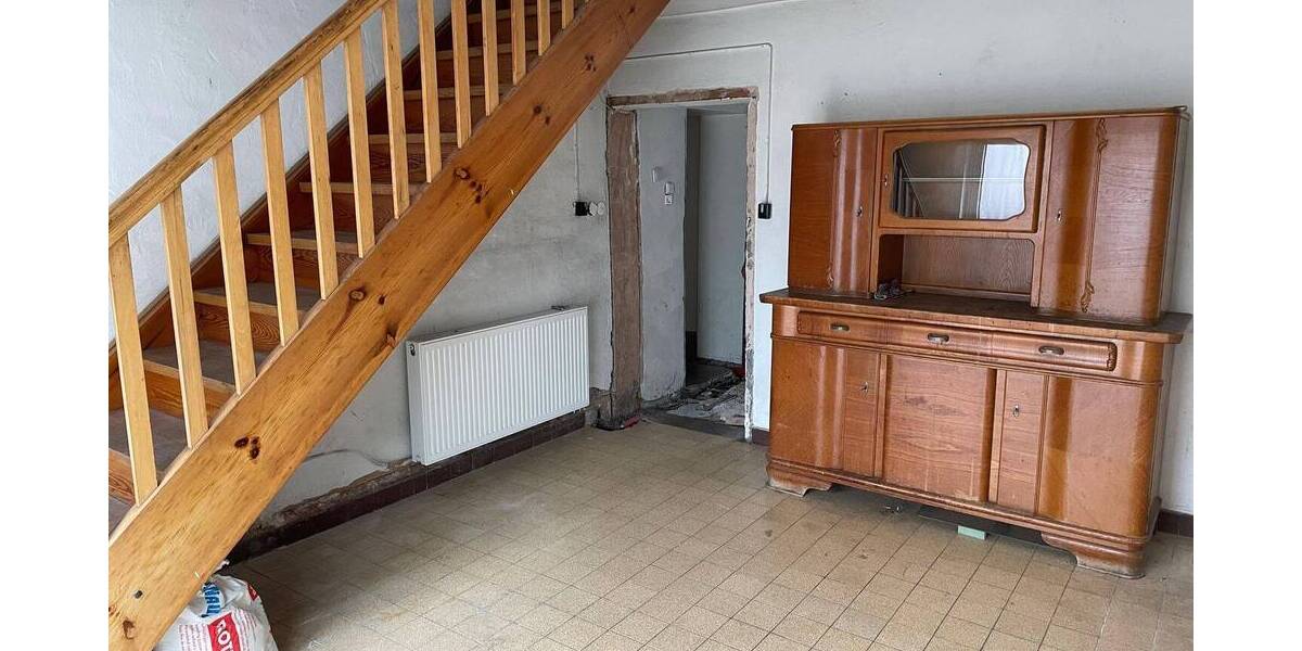 Einfamilienhaus Nanzdietschweiler - 7 Zimmer, 183 m&sup2;, 99.000&euro; | Angebot:26219796